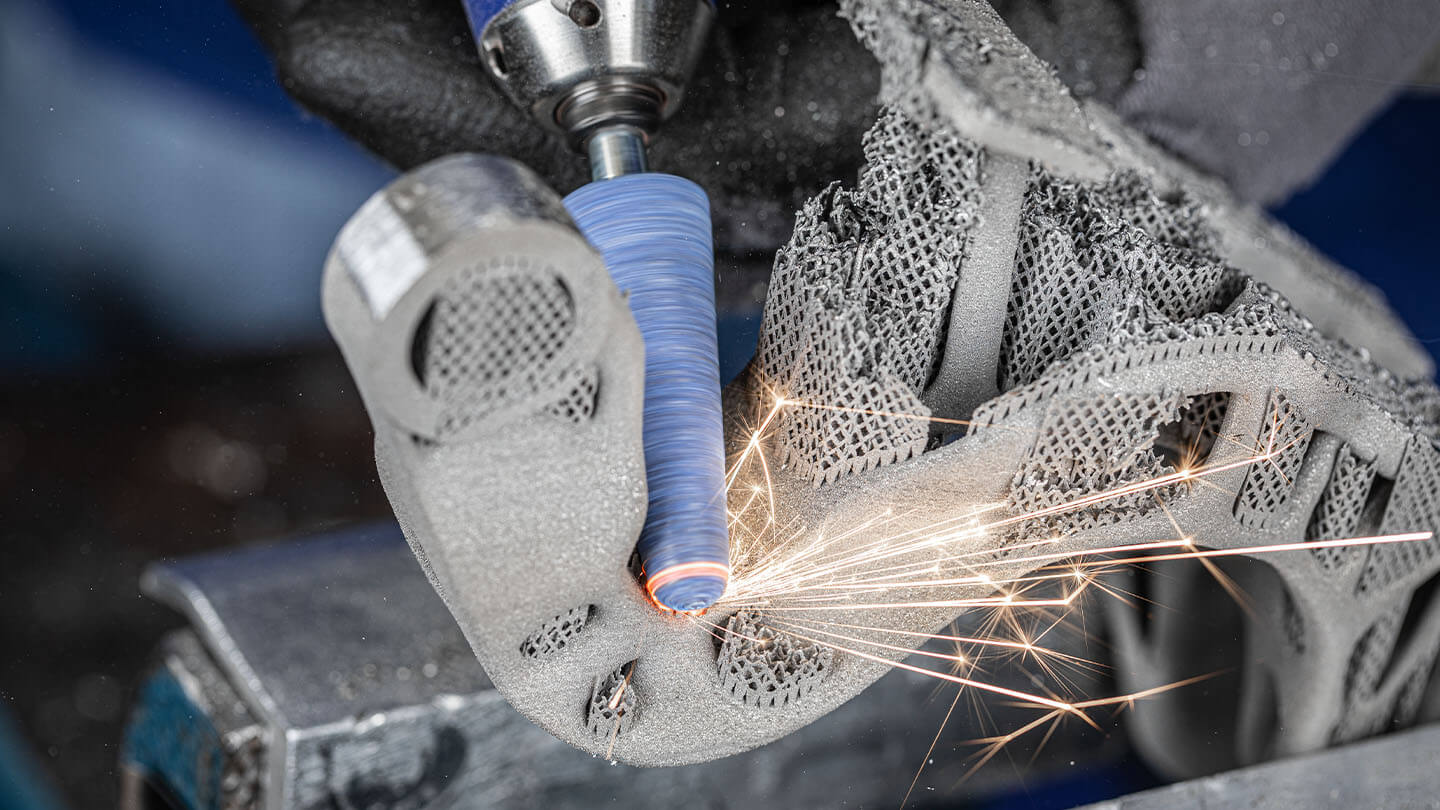 Mounted points and grinding discs