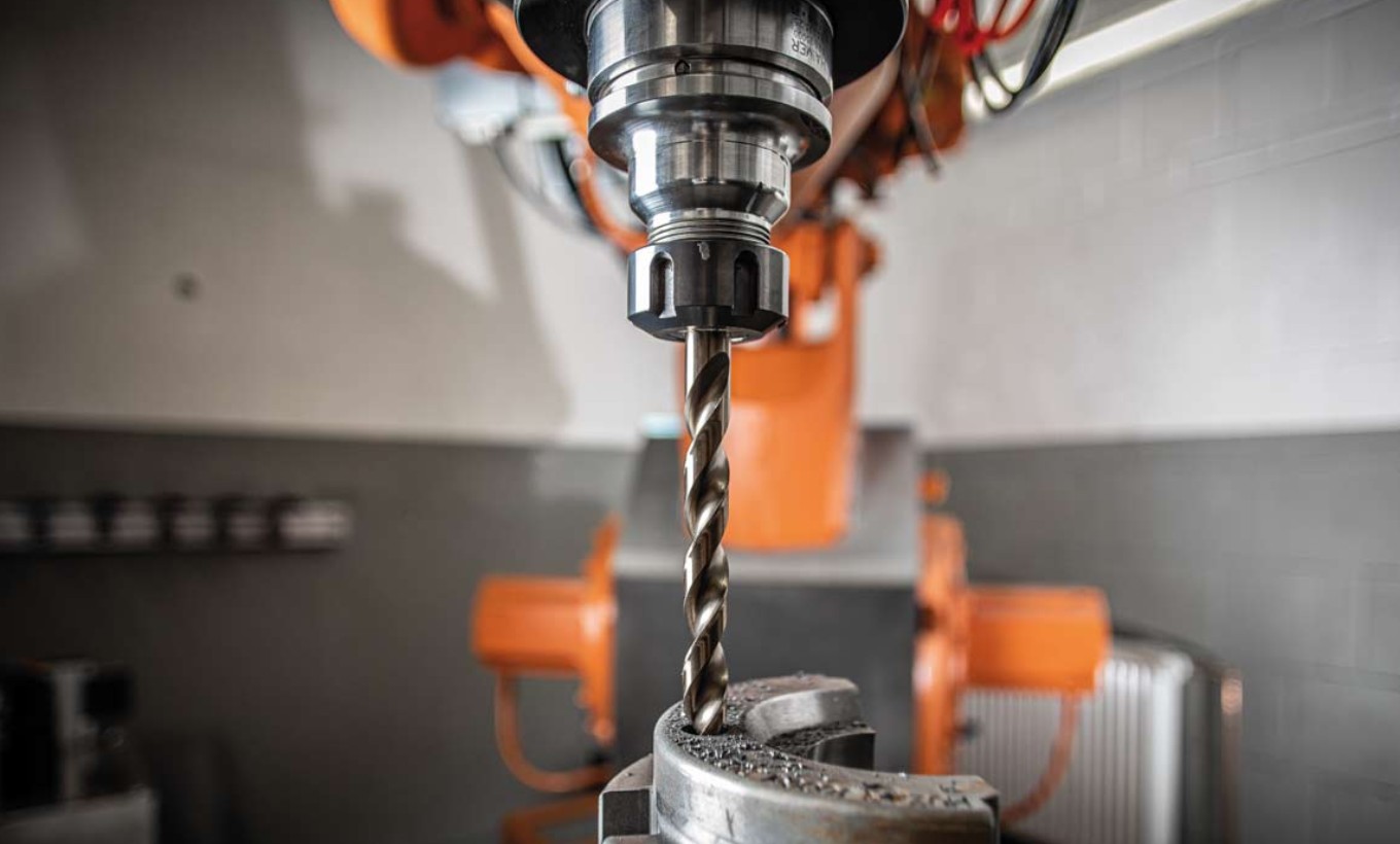 Drilling and countersinking tools from a single source
