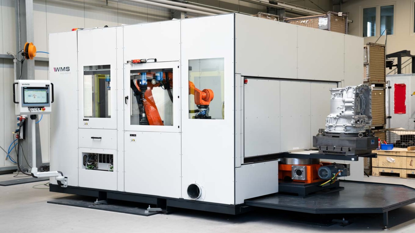 Automatisiertes Entgraten mit PFERD Werkzeugen auf der DeburringEXPO vom 10. – 12.10.2023