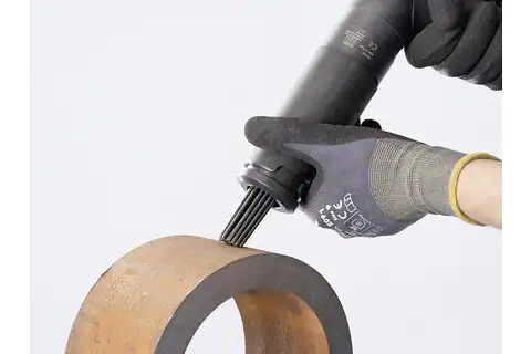 Naaldbikhamer met vuistgreep en 28 naalden 2