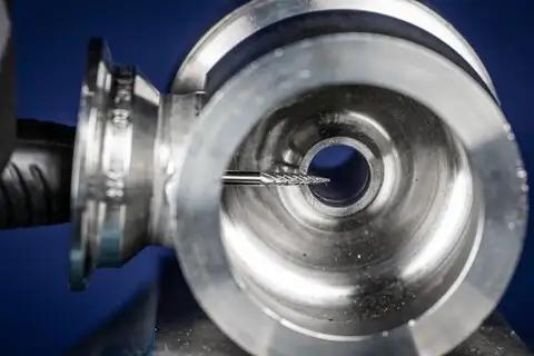 Fresa de metal duro ojival SPG Ø 06x13 mm, mango Ø 3x75 mm, Z3P medio universal, con dentado cruzado 2